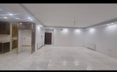 آپارتمان 123 متری دو خوابه در شهرک فجر ورامین