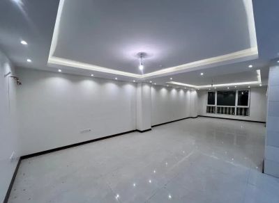 آپارتمان 130 متری دو خوابه در بلوار باهنر ورامین