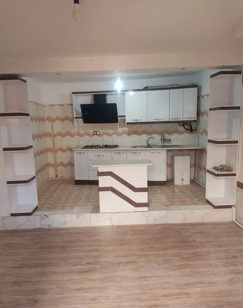 ویلا 70 متری دو خوابه در ورامین13554621060