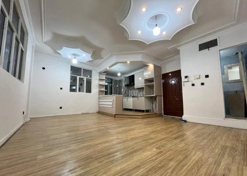 آپارتمان 80 متری دو خوابه در رسالت ورامین13556121091