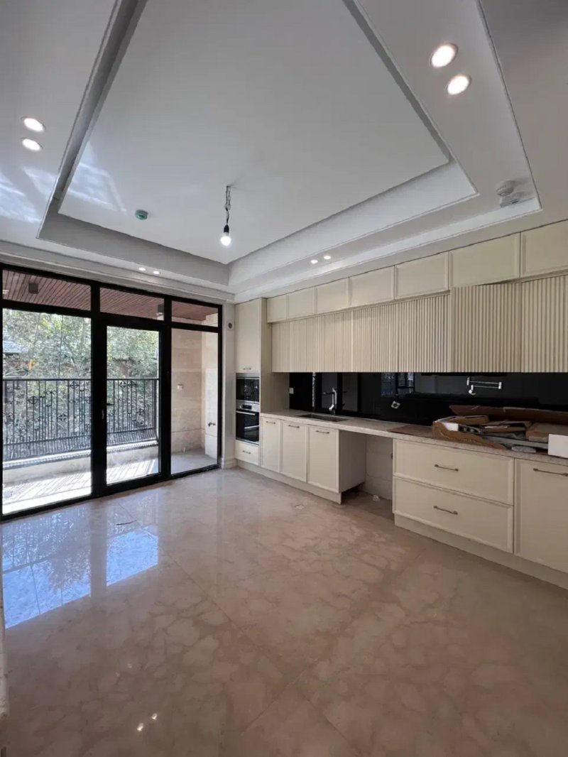 آپارتمان 190 متری سه خوابه در اختیاریه تهران13548420948