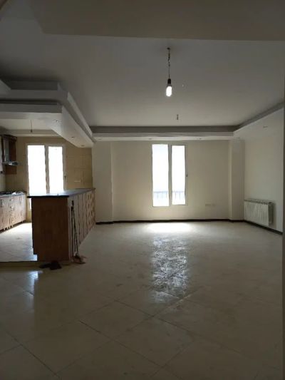 آپارتمان 90 متری دو خوابه در لویزان تهران