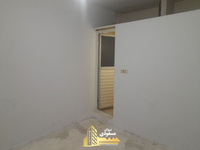 آپارتمان 65 متری یک خوابه در میدان امام خمینی شهریار13575221554