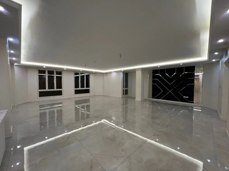 آپارتمان 230 متری سه خوابه در اقدسیه تهران13566221385