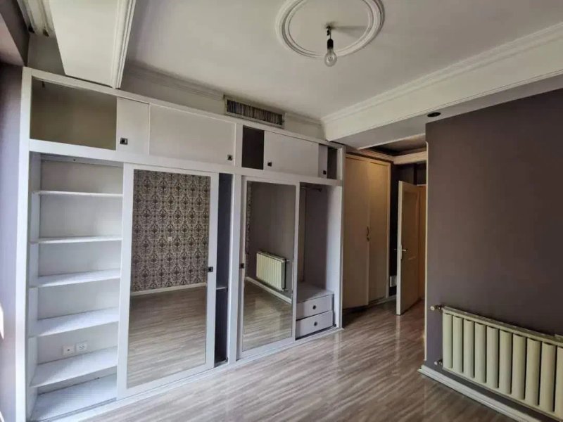 آپارتمان 155 متری سه خوابه در فرمانیه غربی تهران13563721295