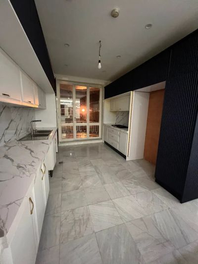 آپارتمان 230 متری سه خوابه در اقدسیه تهران