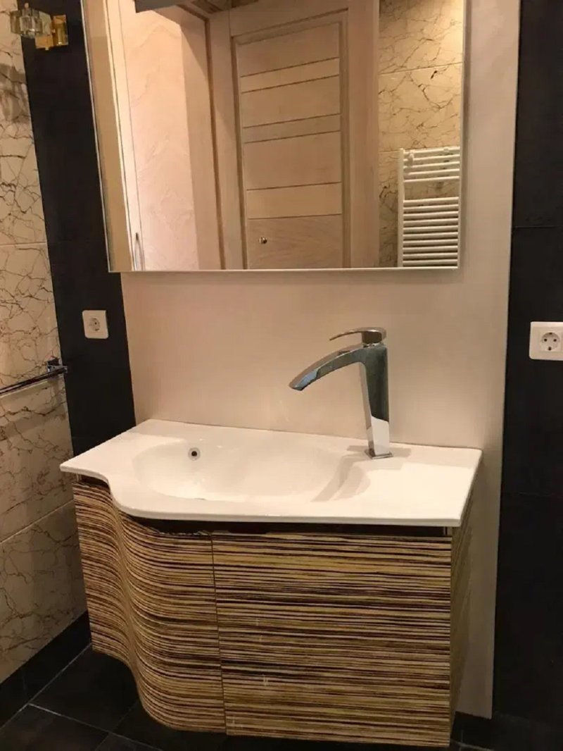 آپارتمان 250 متری سه خوابه در فرمانیه غربی تهران13562921230