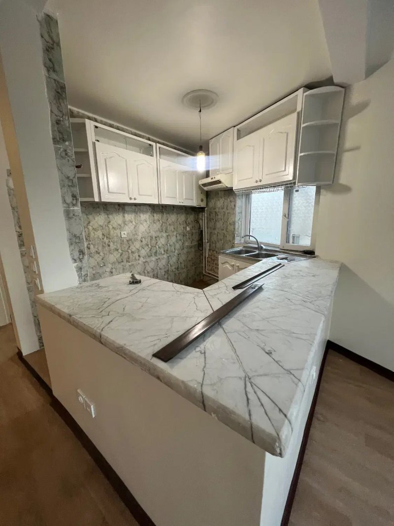 آپارتمان 65 متری یک خوابه در کامرانیه جنوبی تهران13566021381