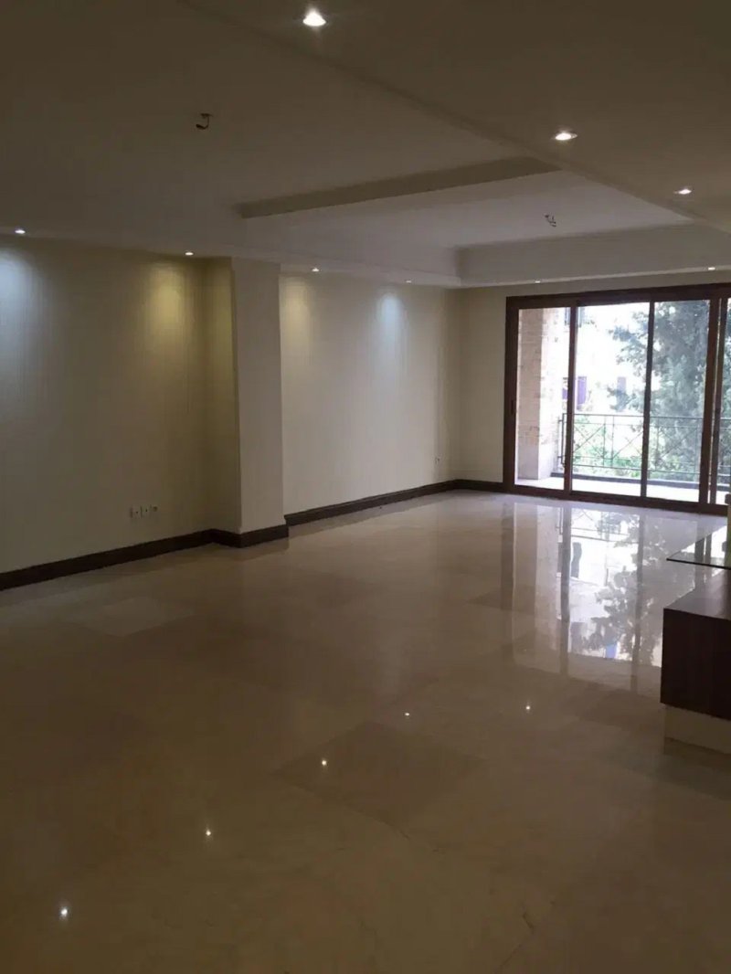 آپارتمان 180 متری سه خوابه در قیطریه تهران13563921302