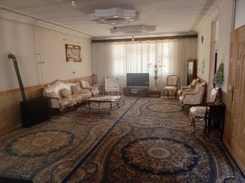 آپارتمان 160 متری دو خوابه در دانش کرمانشاه13570121480