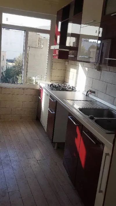 آپارتمان 70 متری یک خوابه در چیذر تهران