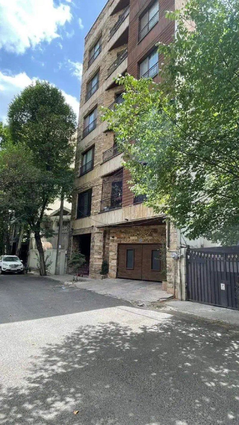 آپارتمان 115 متری دو خوابه در قیطریه تهران13563421271