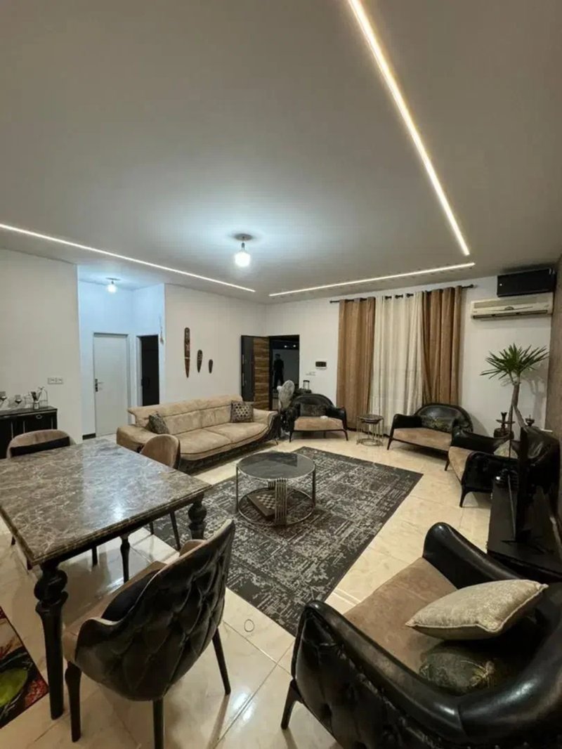 ویلا 280 متری دو خوابه در فرارت شهریار13564421352