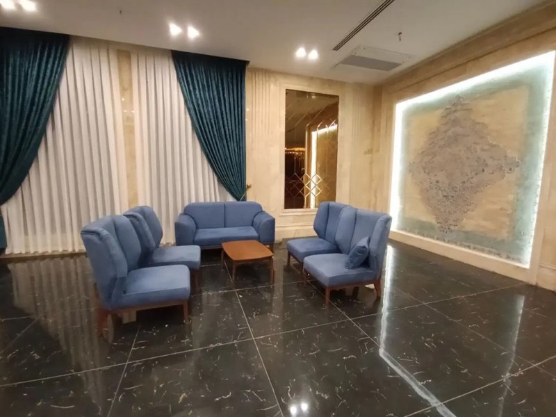 آپارتمان 180 متری سه خوابه در حسین آباد تهران13562021181