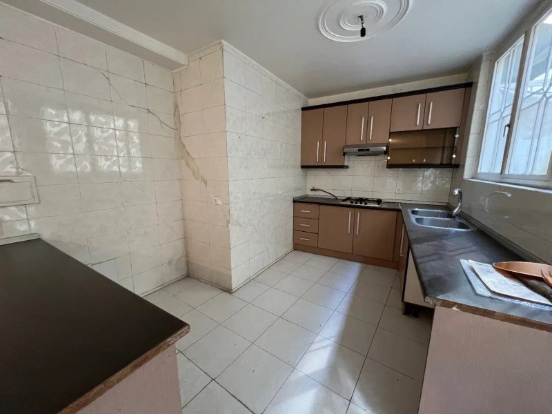 آپارتمان 65 متری یک خوابه در باغ فردوس تهران13566621394