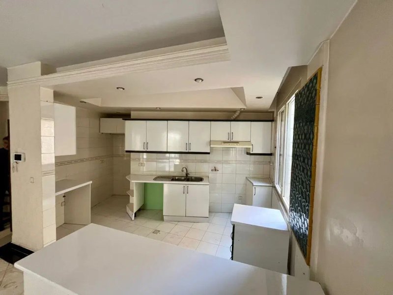 آپارتمان 110 متری یک خوابه در قیطریه تهران13563621288