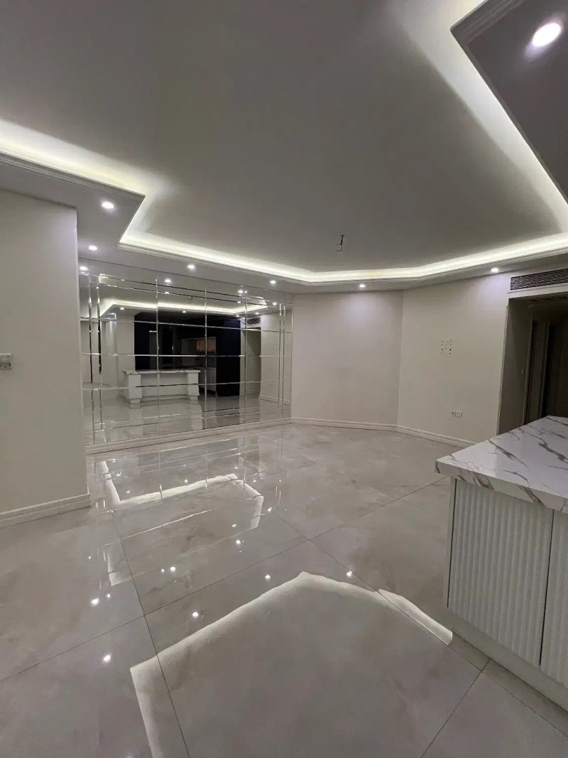 آپارتمان 230 متری سه خوابه در اقدسیه تهران13566221387