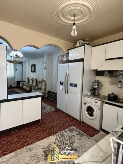 آپارتمان 90 متری در امیریه شهریار