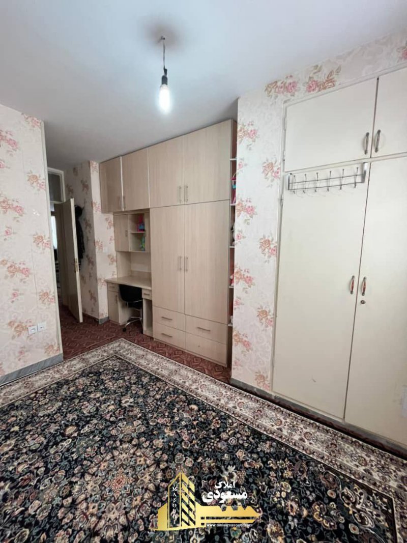 آپارتمان 90 متری در امیریه شهریار13574921551