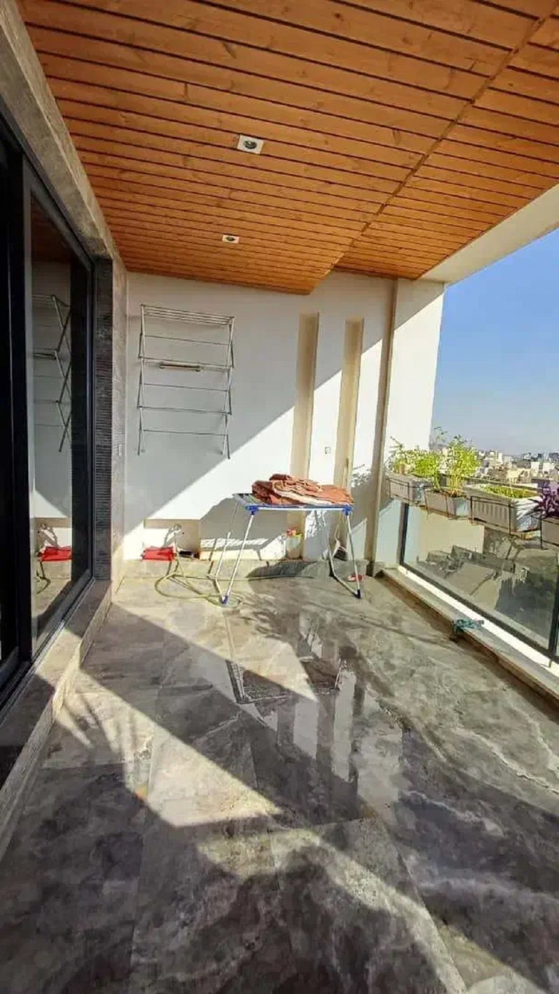 آپارتمان 230 متری سه خوابه در فرمانیه غربی تهران13562821220