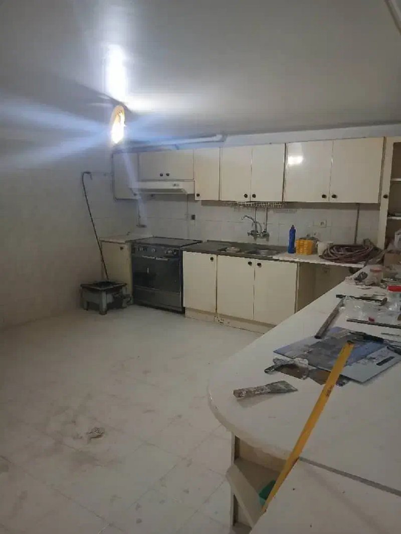 آپارتمان 180 متری سه خوابه در چیذر تهران13569921475