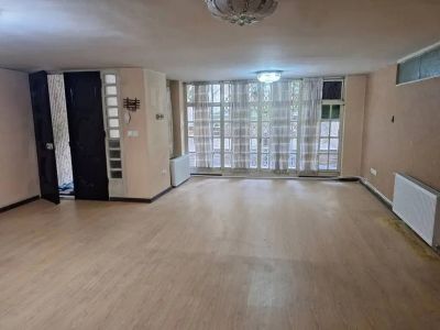 آپارتمان 185 متری سه خوابه در حسین آباد تهران