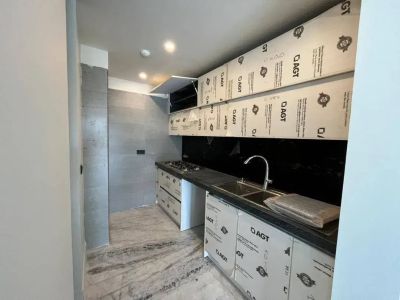 آپارتمان 250 متری چهارخوابه در چیذر تهران