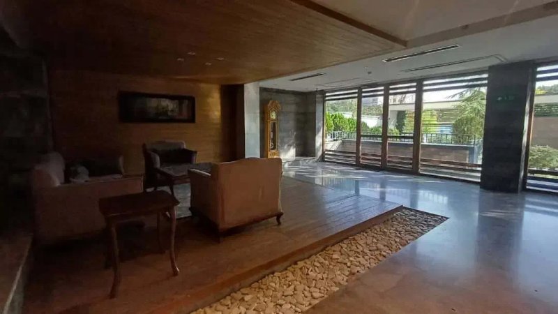 آپارتمان 230 متری سه خوابه در فرمانیه غربی تهران13562821219