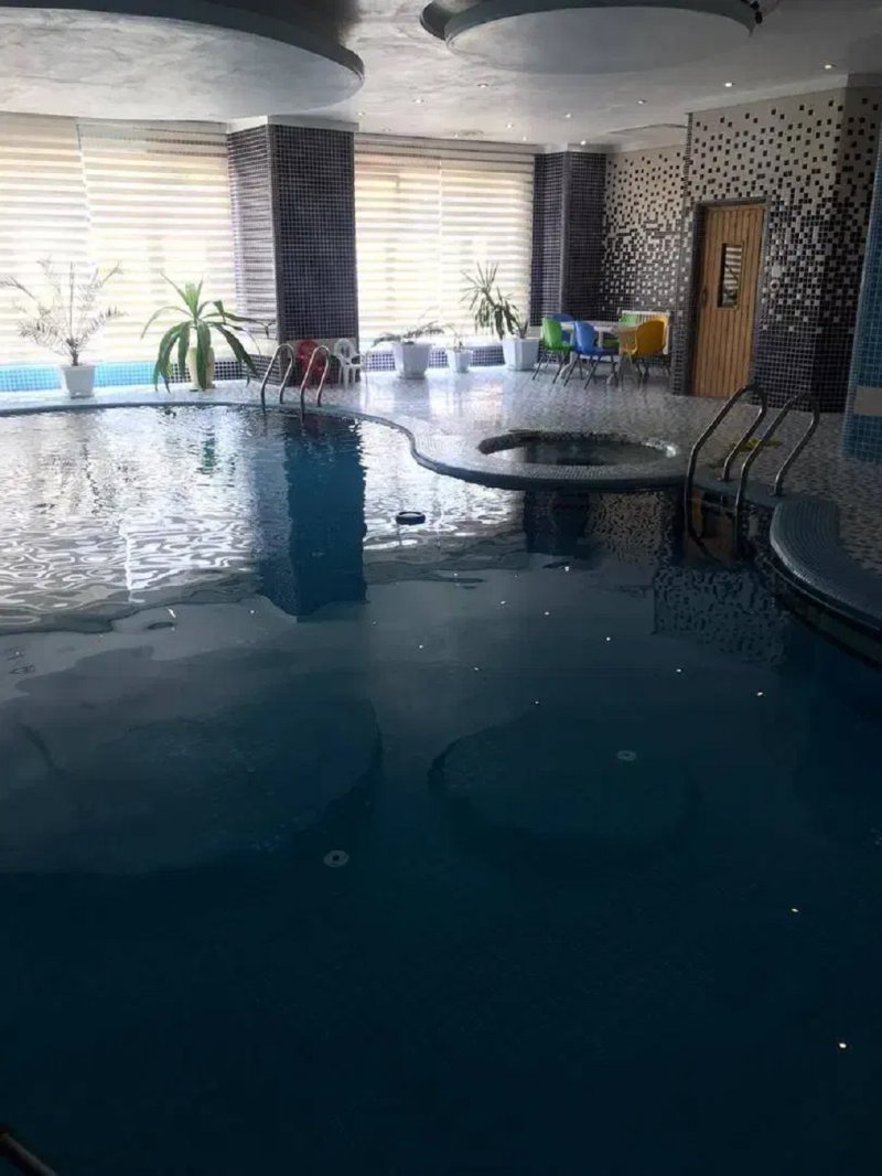 آپارتمان 185 متری سه خوابه در فرمانیه غربی تهران13564321345