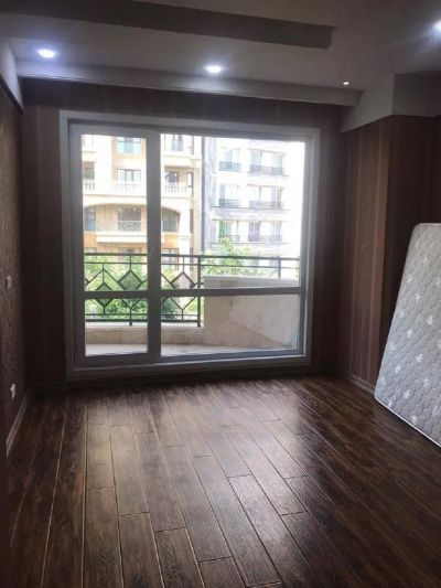 آپارتمان 185 متری سه خوابه در فرمانیه غربی تهران