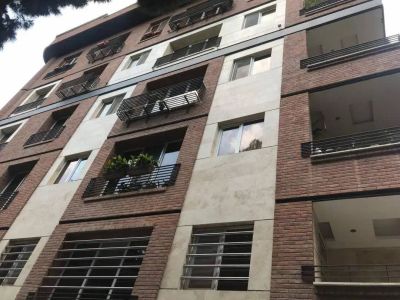 آپارتمان 180 متری سه خوابه در قیطریه تهران