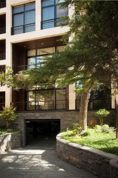 آپارتمان 230 متری سه خوابه در فرمانیه غربی تهران