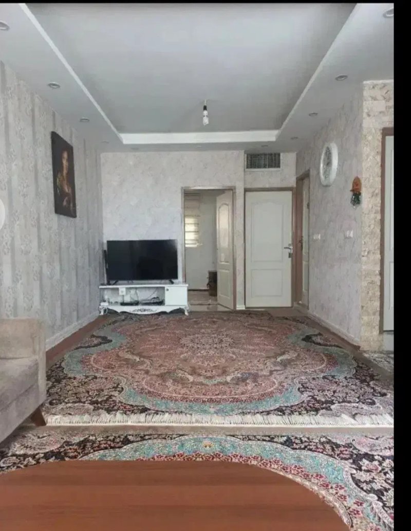 آپارتمان 102 متری دو خوابه در دانش کرمانشاه13570621492