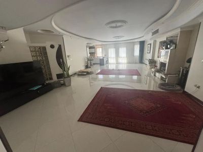 آپارتمان 165 متری سه خوابه در فرمانیه غربی تهران