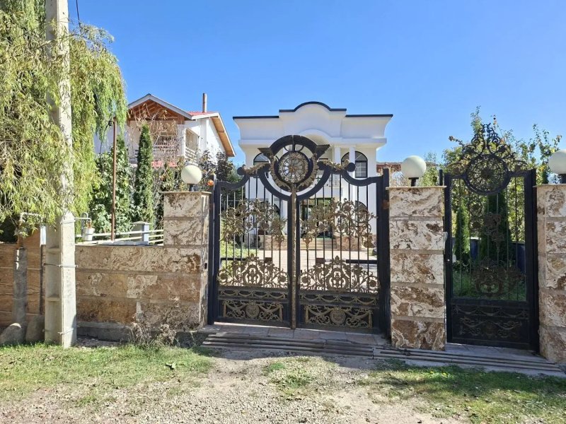 ویلا 340 متری سه خوابه در کلاردشت13578621606