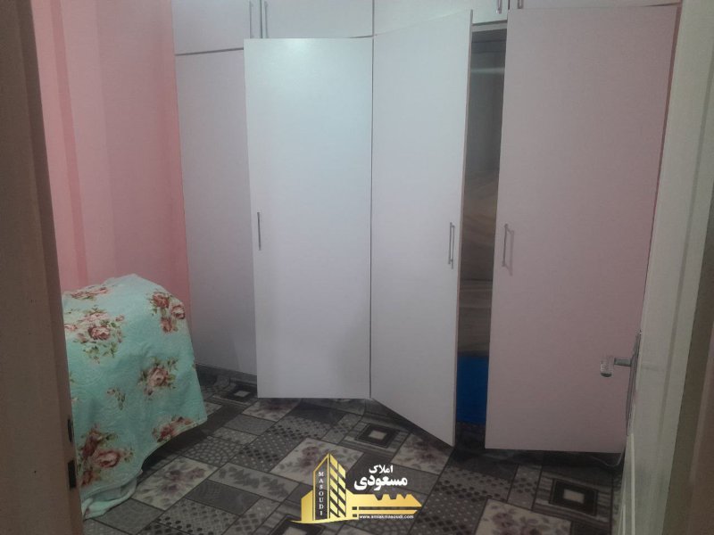 آپارتمان 85 متری دو خوابه در امیریه شهریار13576321570