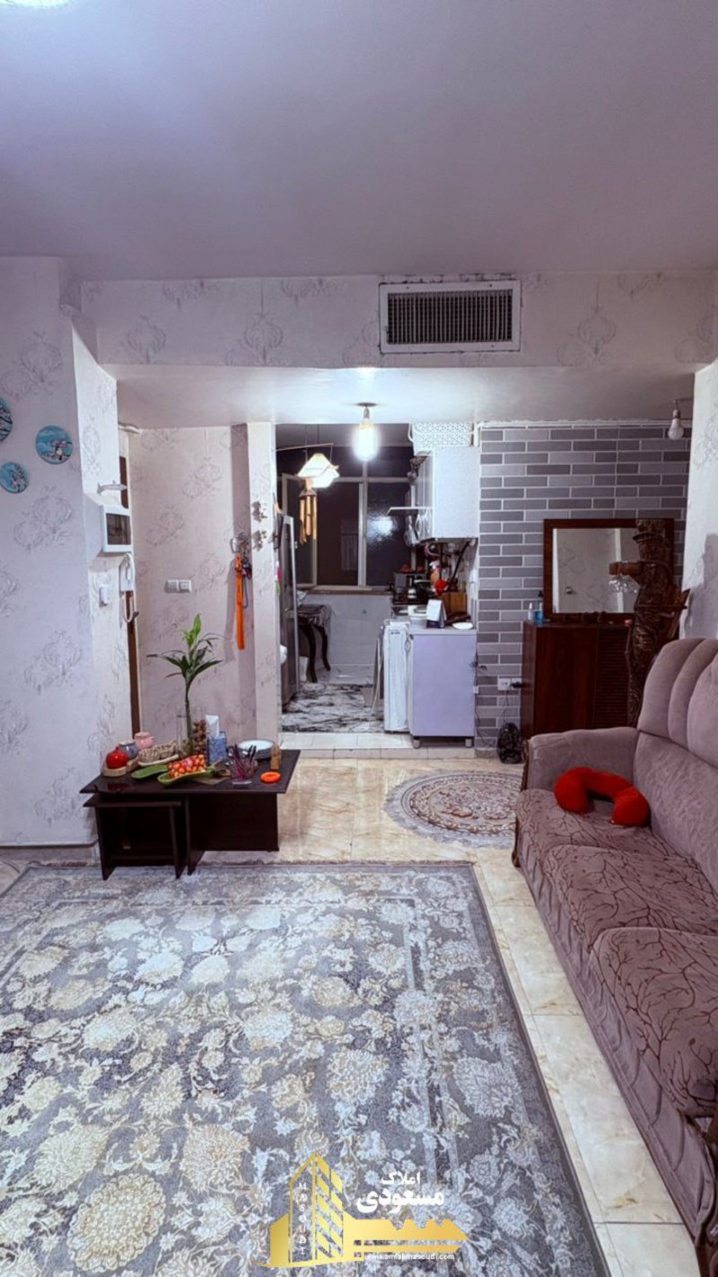 آپارتمان 63 متری در امیریه شهریار13576721582