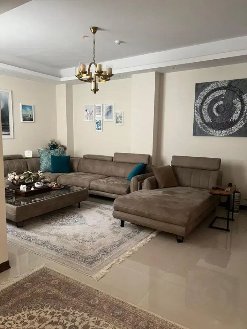 آپارتمان 100 متری دو خوابه در اباذر منطقه 5 تهران13577121595