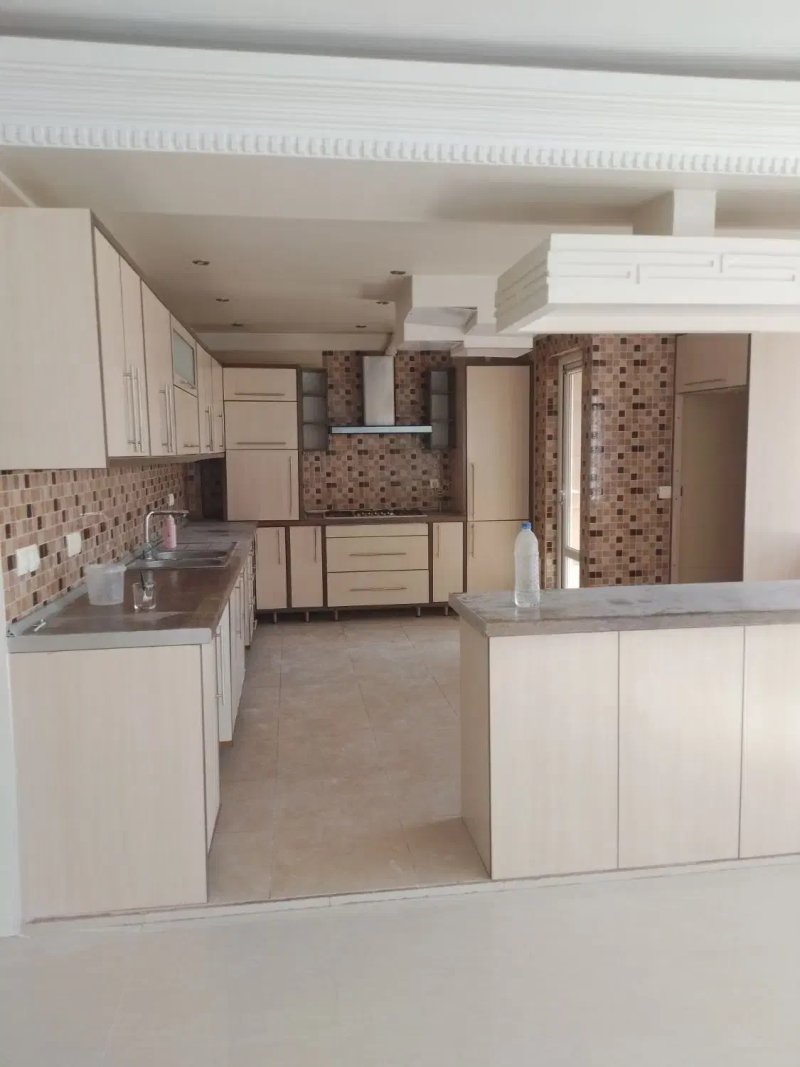 آپارتمان 135 متری سه خوابه در ازگل تهران13583221666