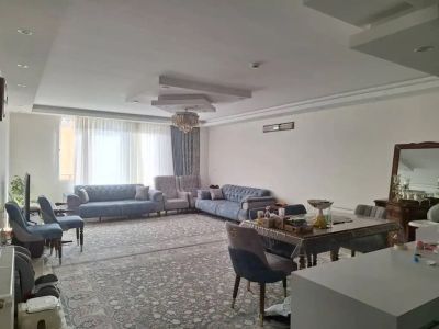 آپارتمان 110 متری دو خوابه در برازنده اصفهان