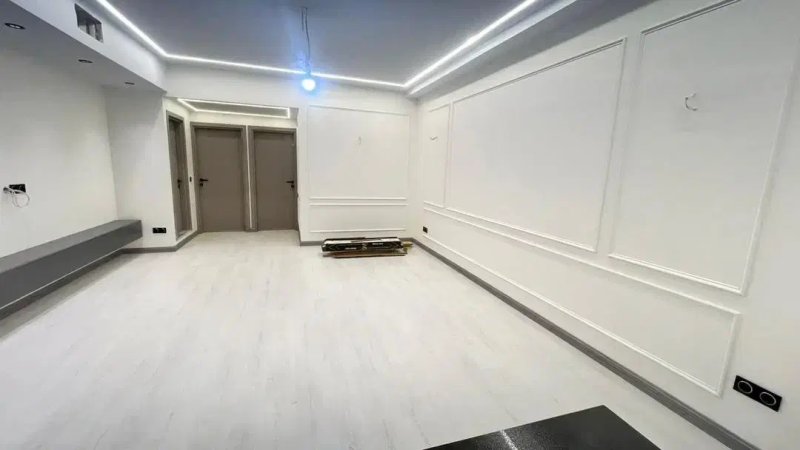 آپارتمان 106 متری دو خوابه در نیروی هوایی تهران13589121865