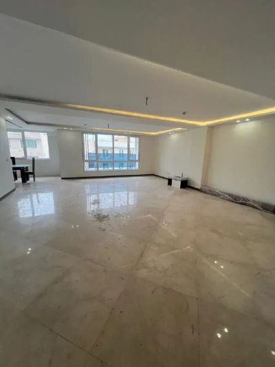 آپارتمان 172 متری سه خوابه در نیروی هوایی تهران