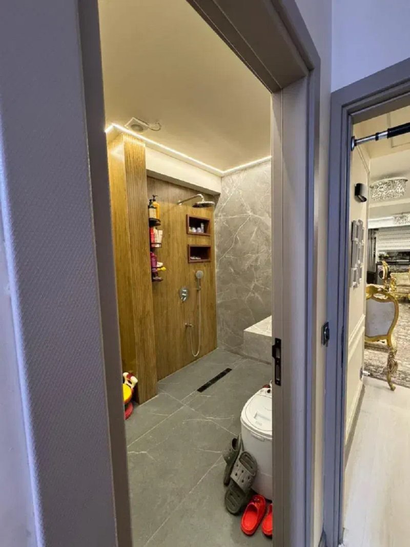 آپارتمان 106 متری دو خوابه در نیروی هوایی تهران13589121871