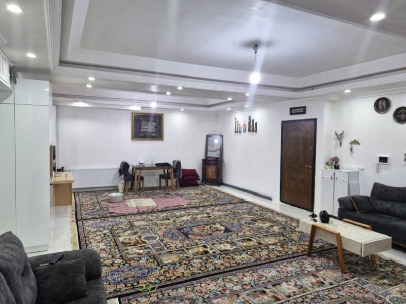 آپارتمان 140 متری سه خوابه در وائین شهریار13585221710