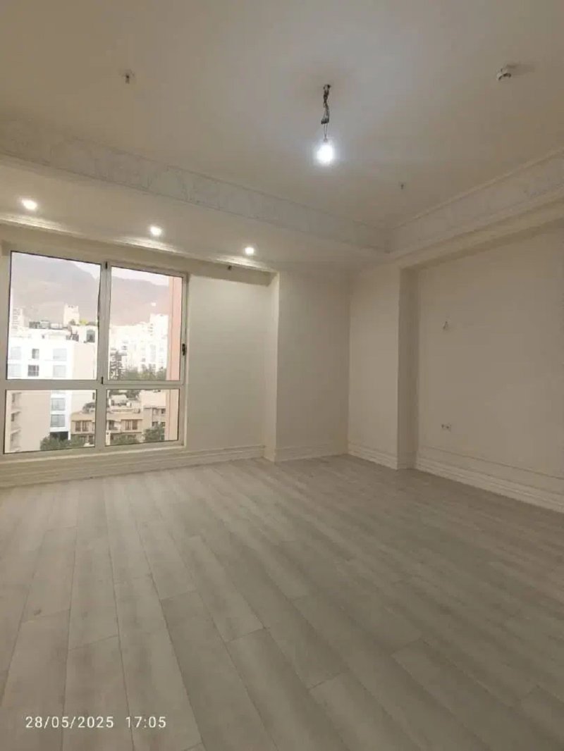 آپارتمان 360 متری چهارخوابه در نیاوران تهران13585521746