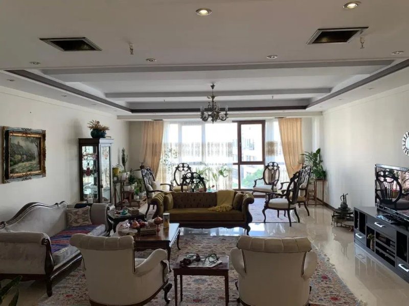 آپارتمان 150 متری سه خوابه در چیذر تهران13587321826