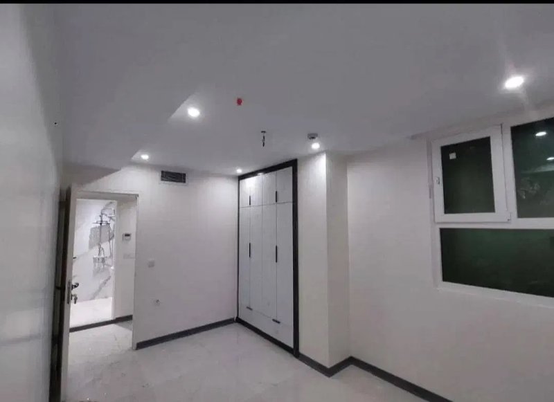 آپارتمان 130 متری سه خوابه در نیروی هوایی تهران13588821855