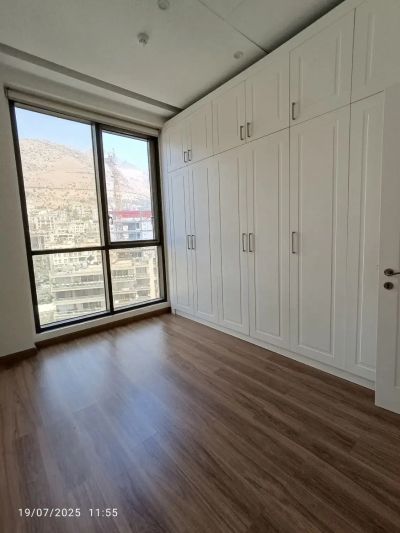 آپارتمان 300 متری چهارخوابه در اقدسیه تهران