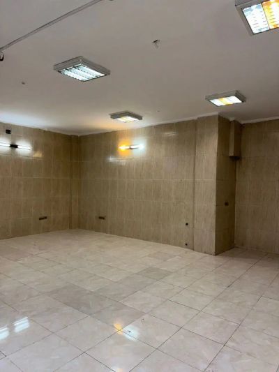 تجاری 33 متری در شیخ صدوق شمالی اصفهان