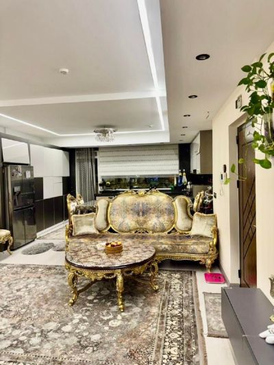 آپارتمان 102 متری دو خوابه در نیروی هوایی تهران